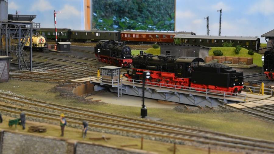 deting_locomotive_shed.jpg deting_locomotive_shed.jpg