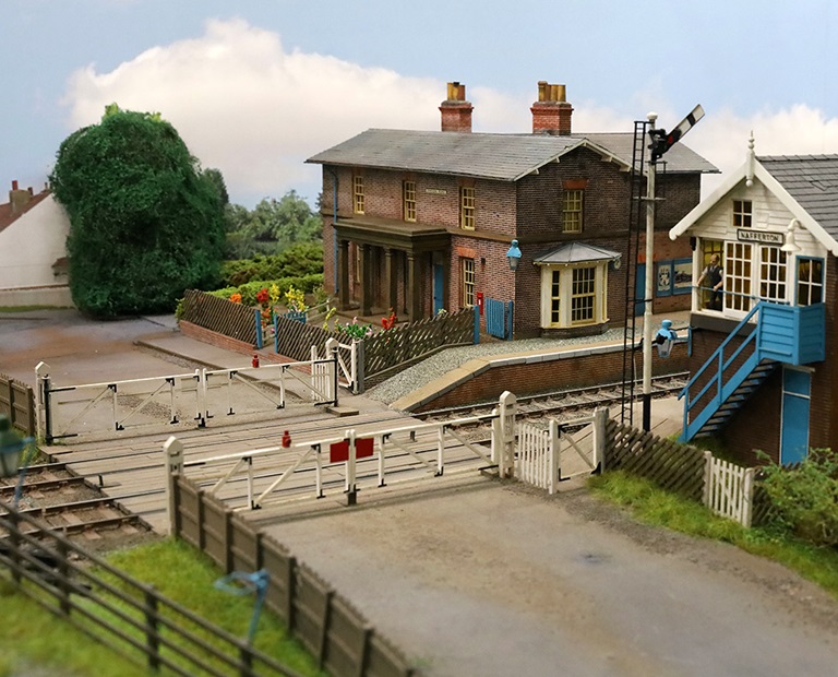 Image of O gauge modelling