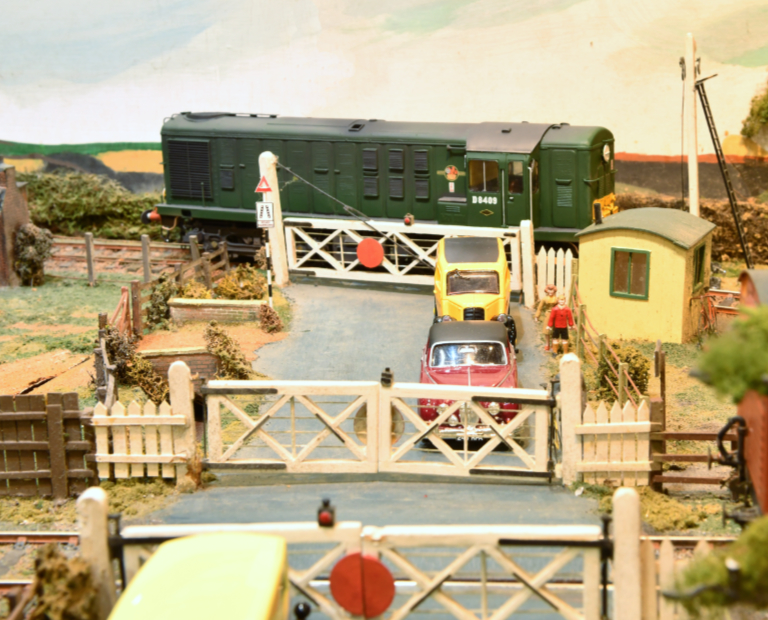 Image of O gauge modelling