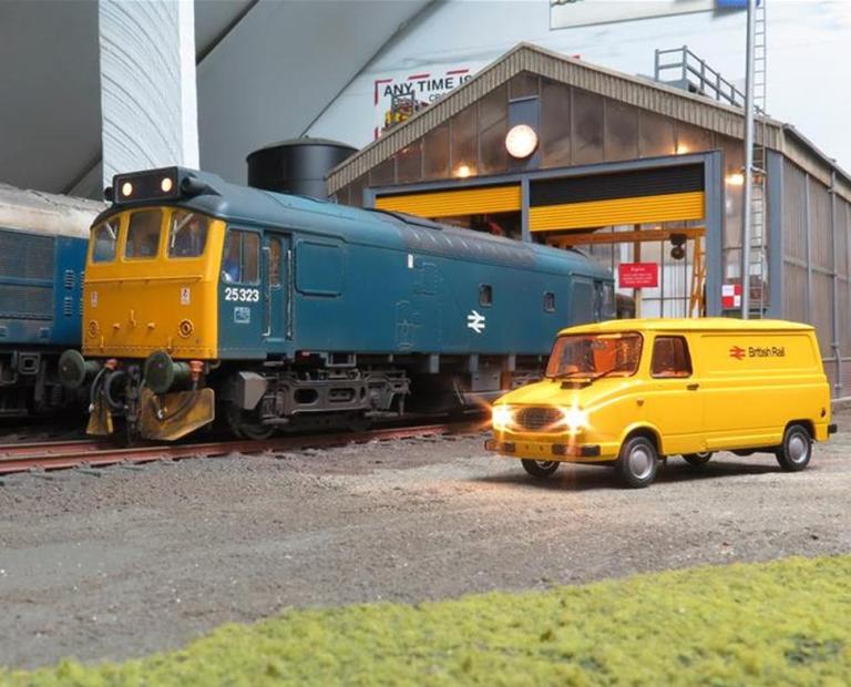 Image of O gauge modelling