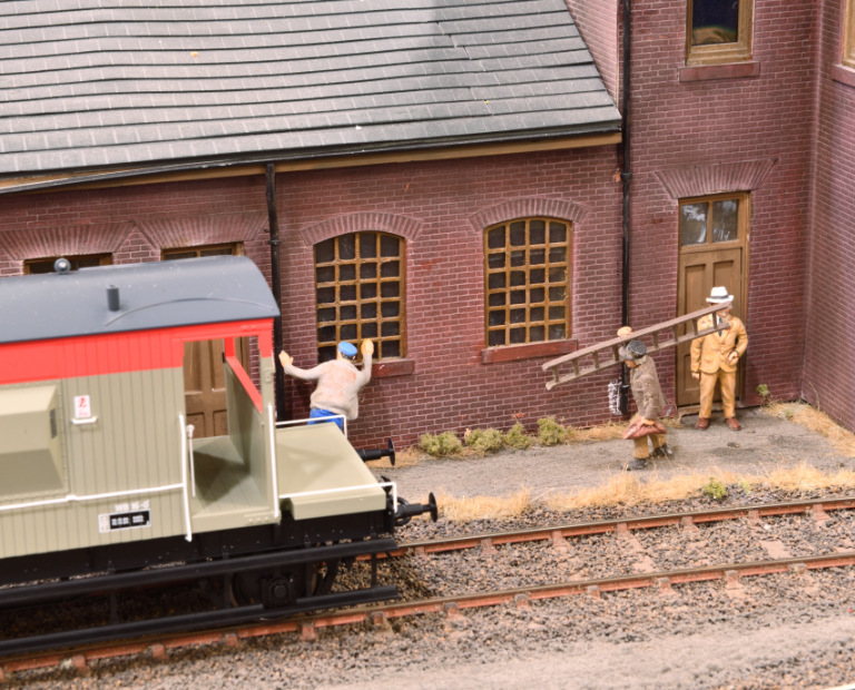 Image of O gauge modelling